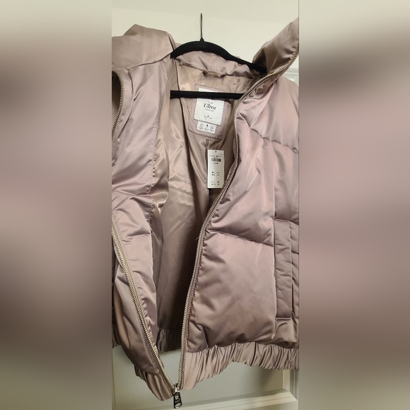 Abercrombie & Fitch Puffer Jacket - Picture 4 of 7